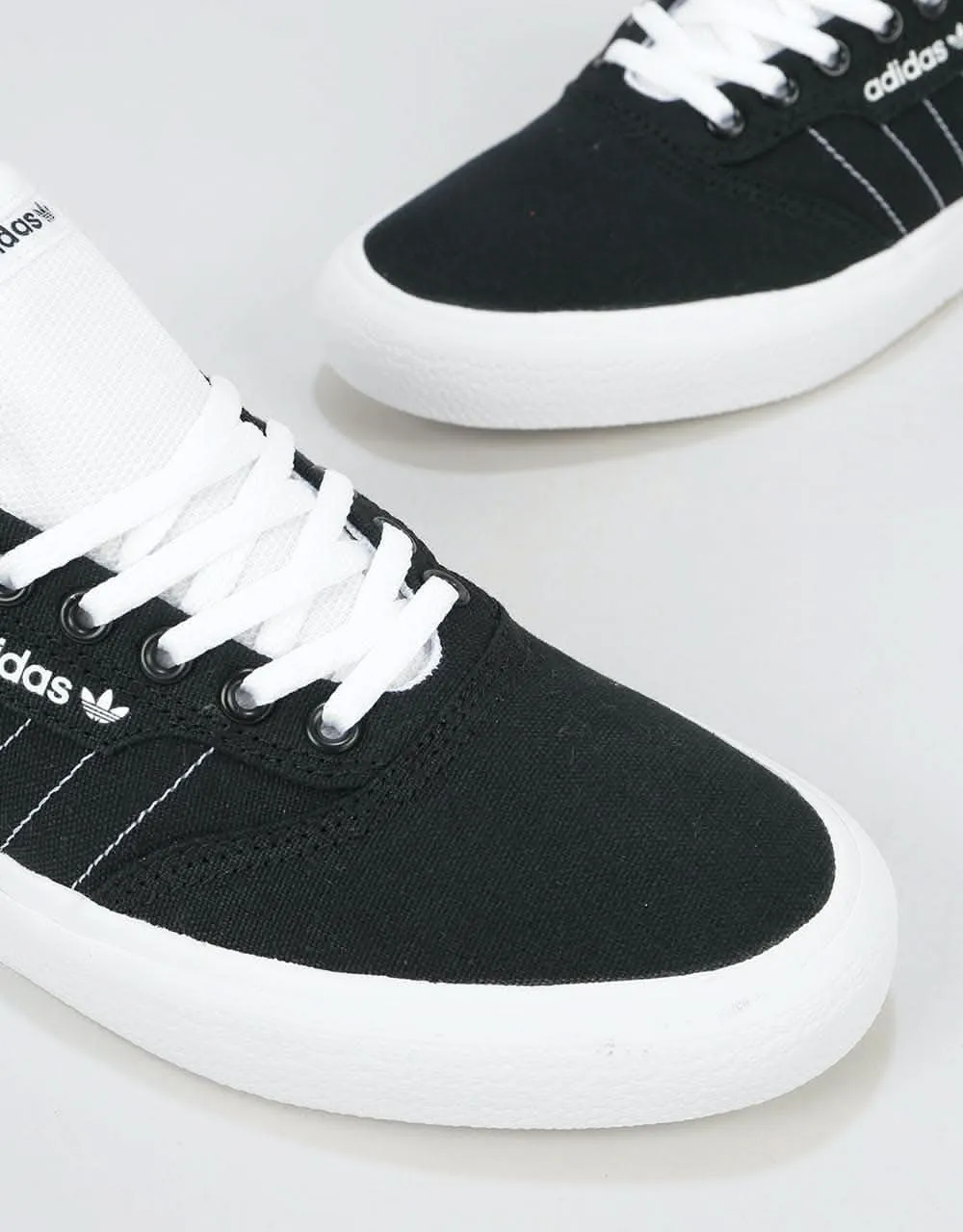 adidas 3MC Skate Shoes - Core Black/White/Core Black