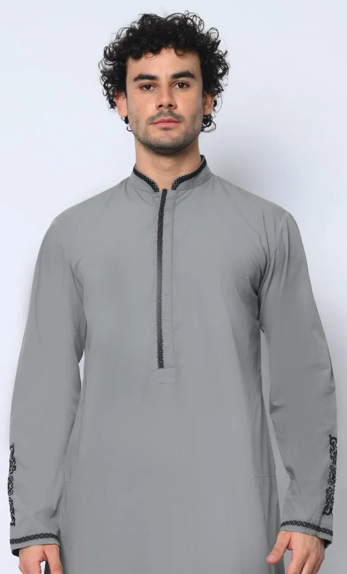 Arabic Elegance: Men's Embroidered Grey Thobe With Pockets - Final Sale