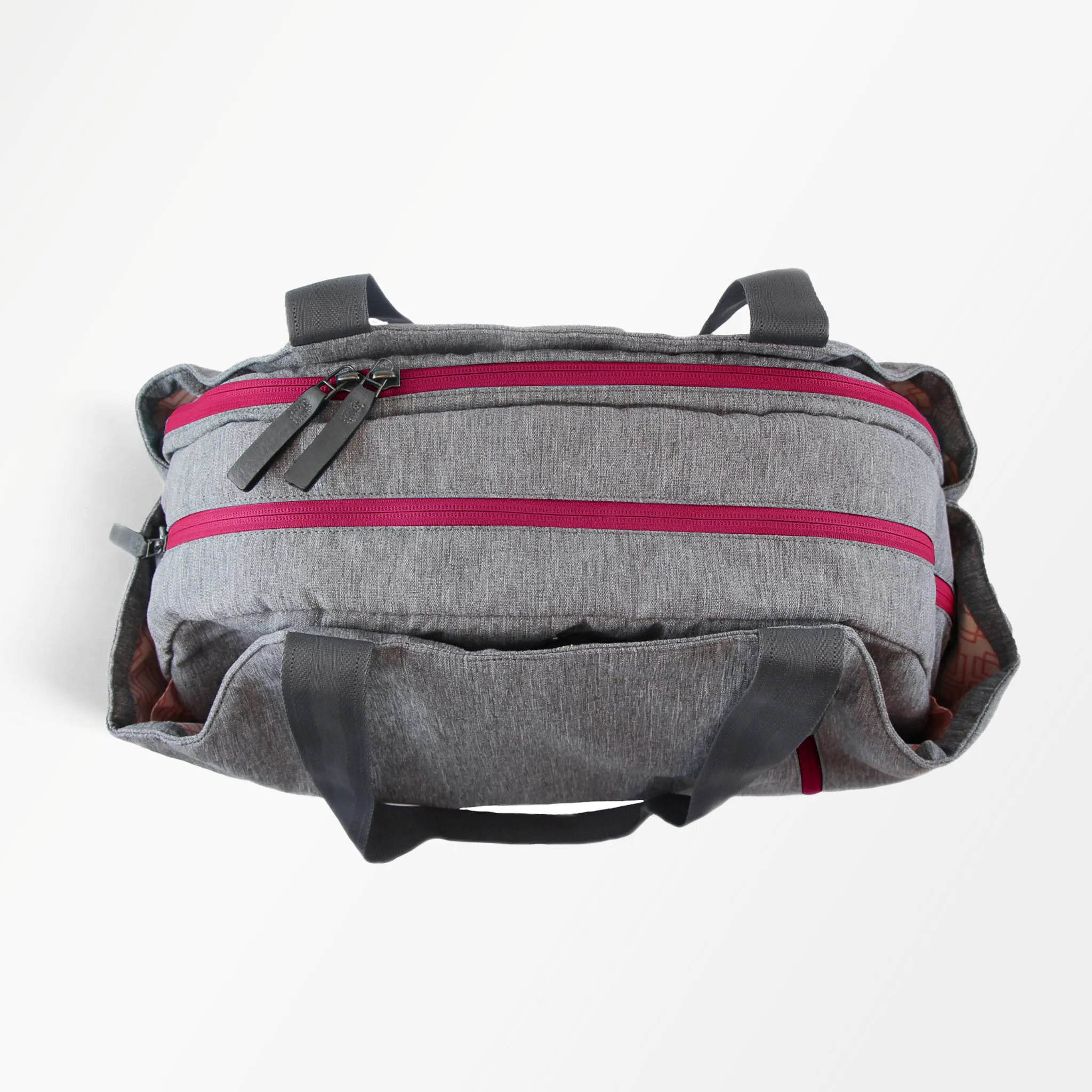 London Tennis Duffel / Tote