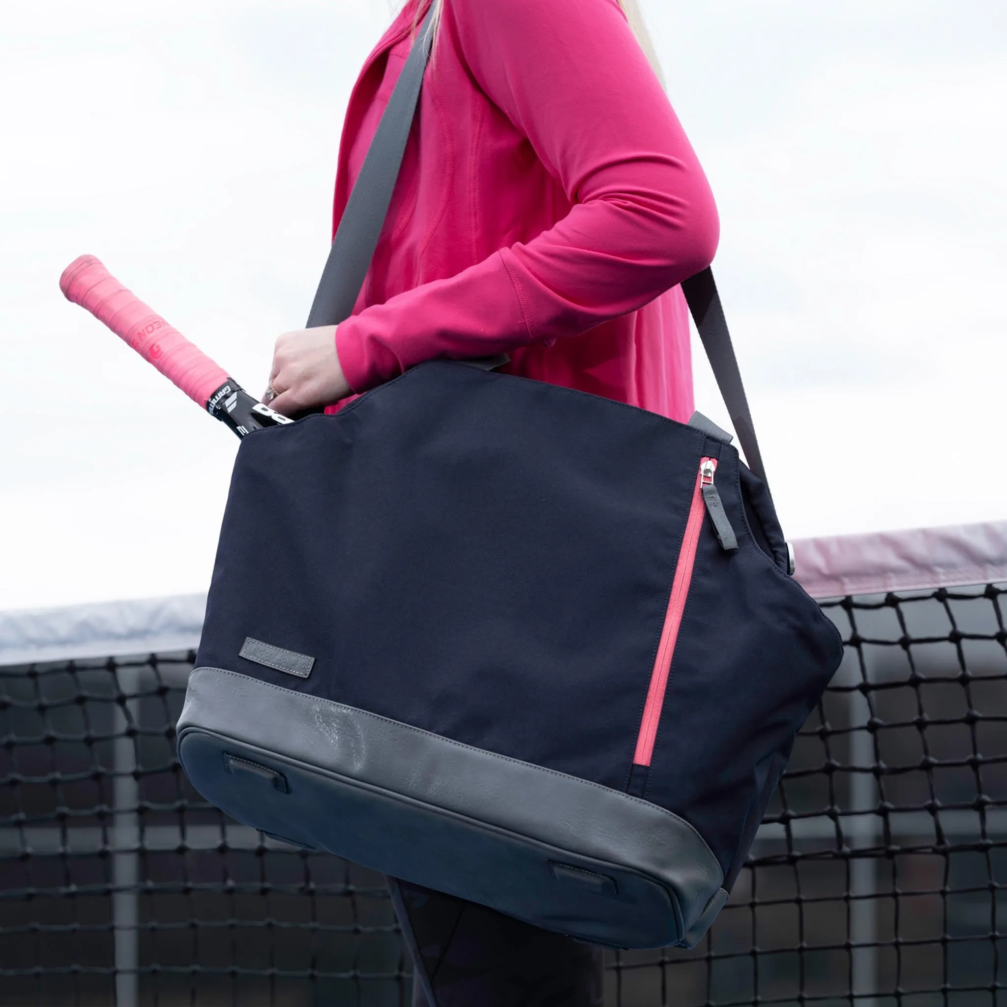 London Tennis Duffel / Tote