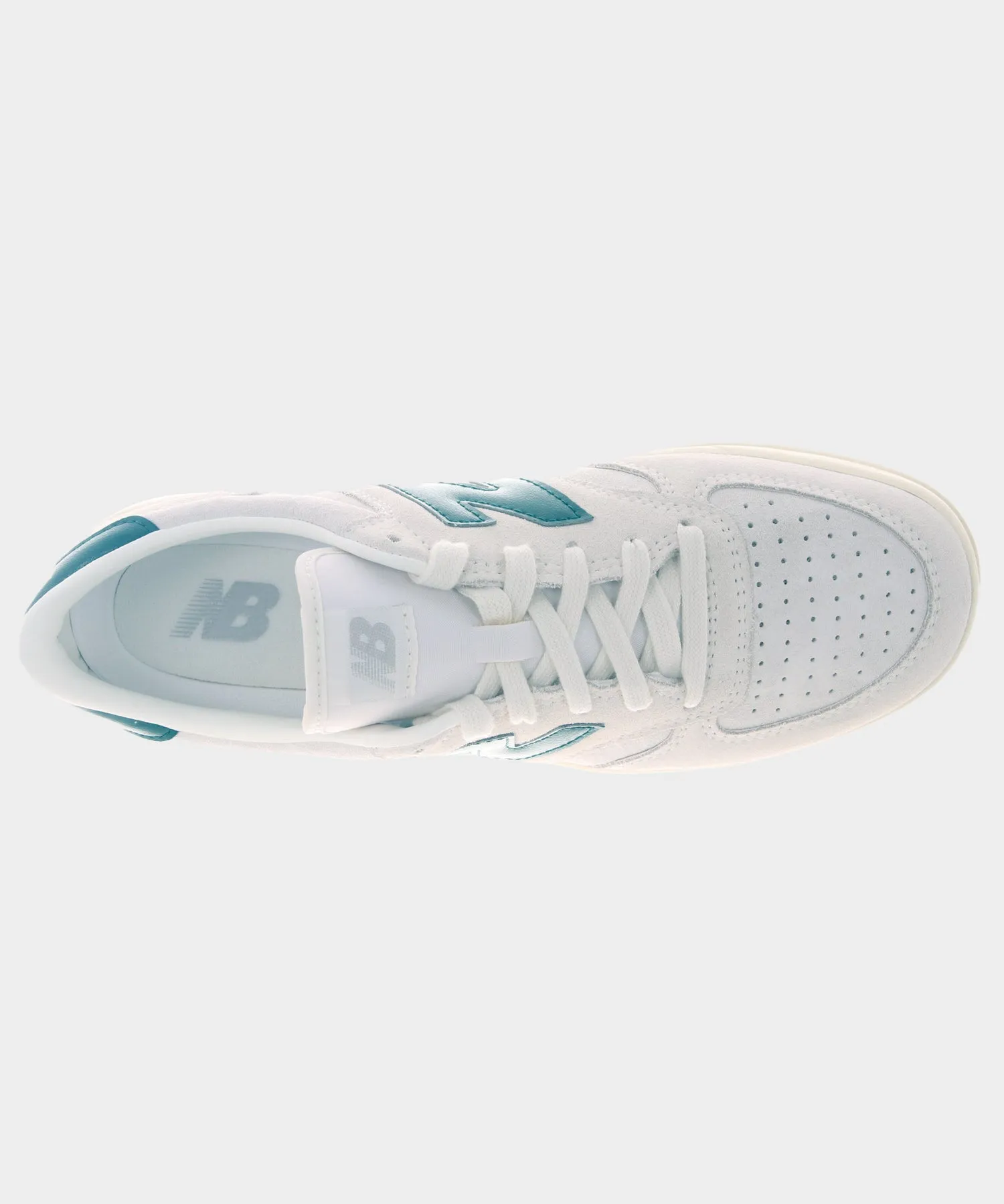 New Balance T500 Court in White   Green