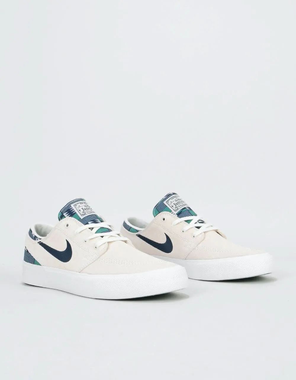 Nike SB Zoom Janoski RM Premium Skate Shoes - Summit White/Obsidian