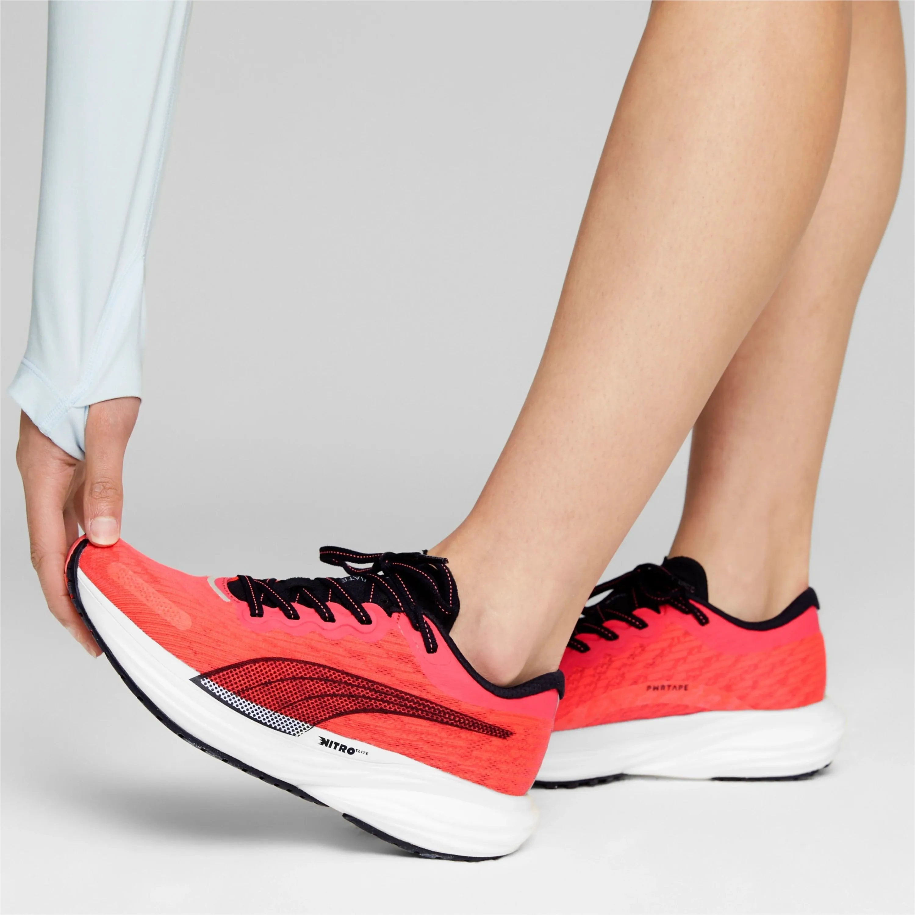 Puma Deviate Nitro 2 Womens Running Shoes - Red