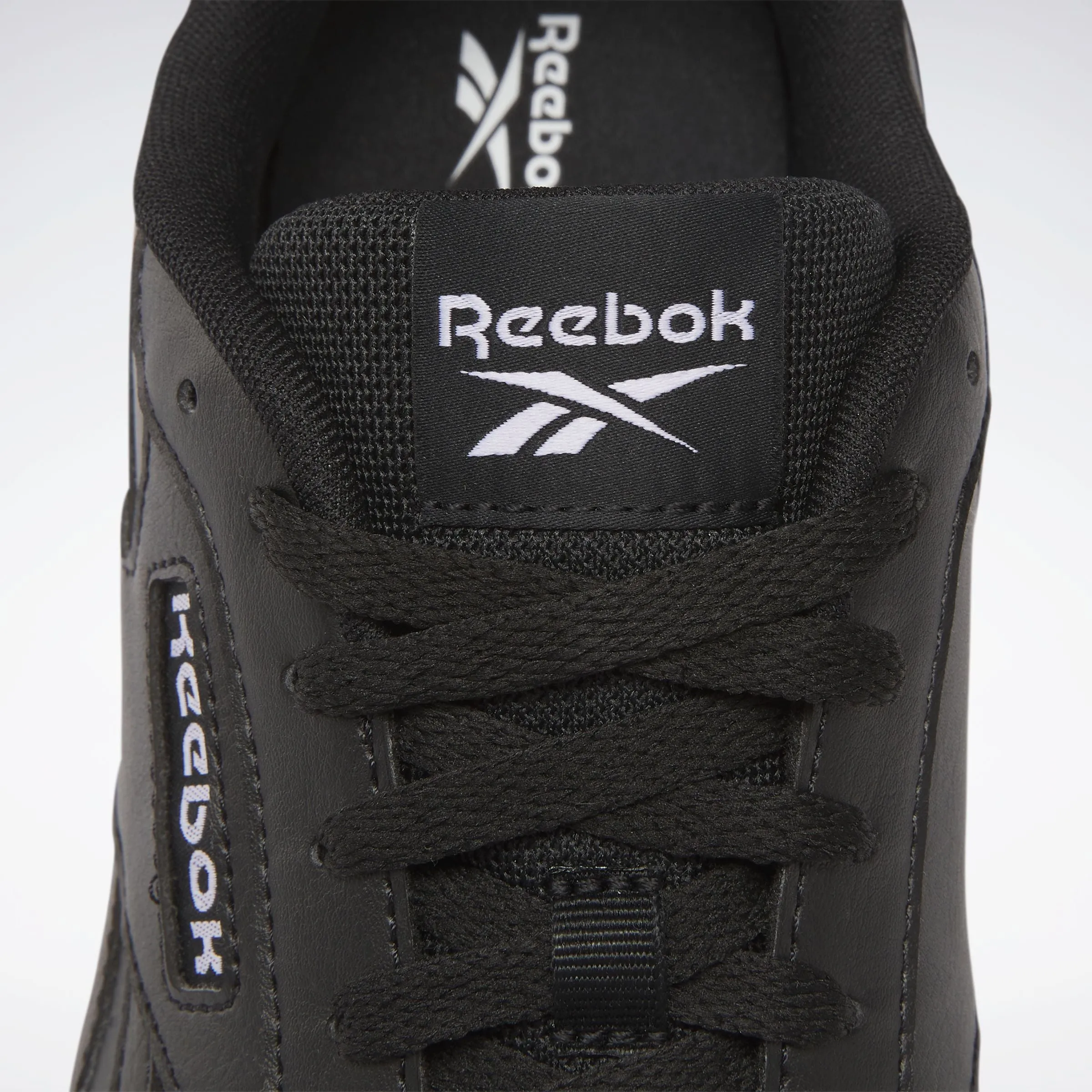 Reebok Court Advance Black/White