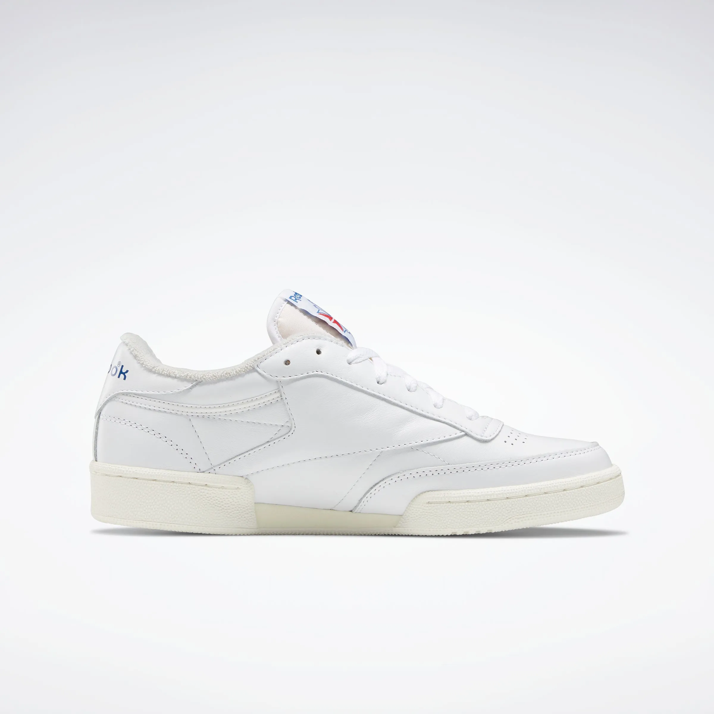 Reebok Footwear Men Club C 85 Vintage Shoes Ftwwht/Chalk/Vecblu