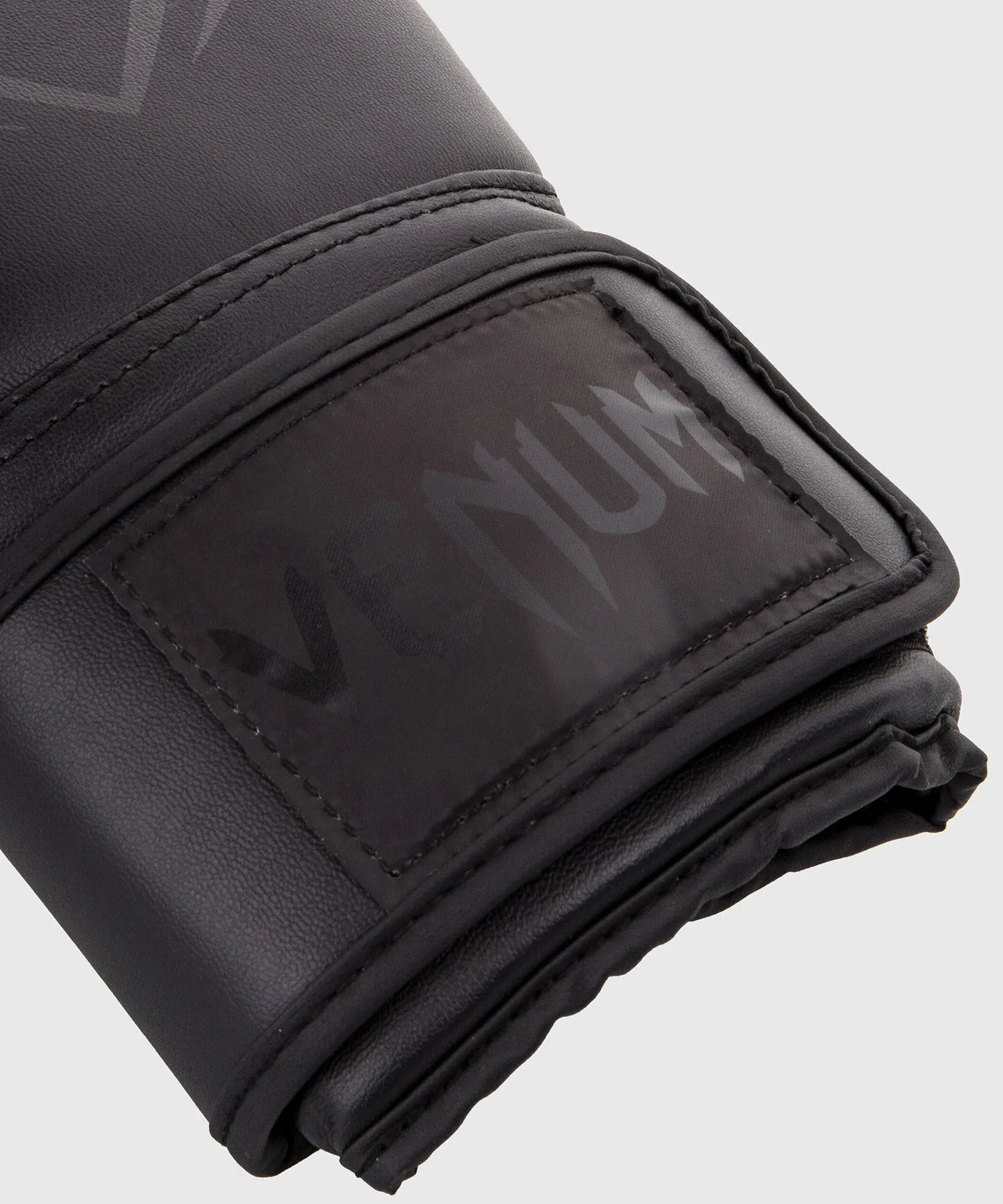 Venum Contender Boxing Gloves - Black/Black