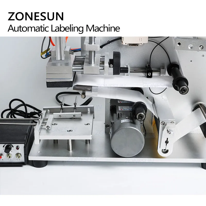 ZS-TB60D Flat Labeling Machine Semi Automatic  Essential Oil  Bottle Labeling Machine With Date Coding